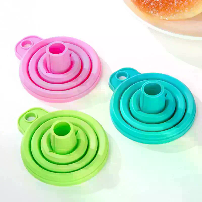 Collapsible Water Bottle - طقم قمع سيليكون قابل للطي من