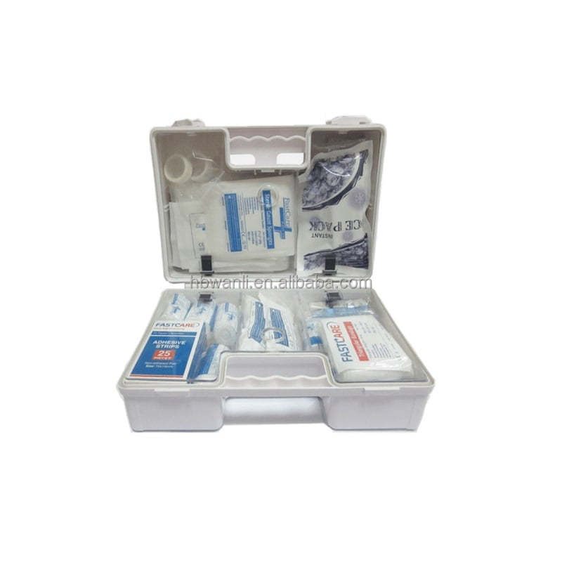 حقيبة إسعافات أولية لـ 25 شخصً - مراجعة First Aid Kit Camping وسعره